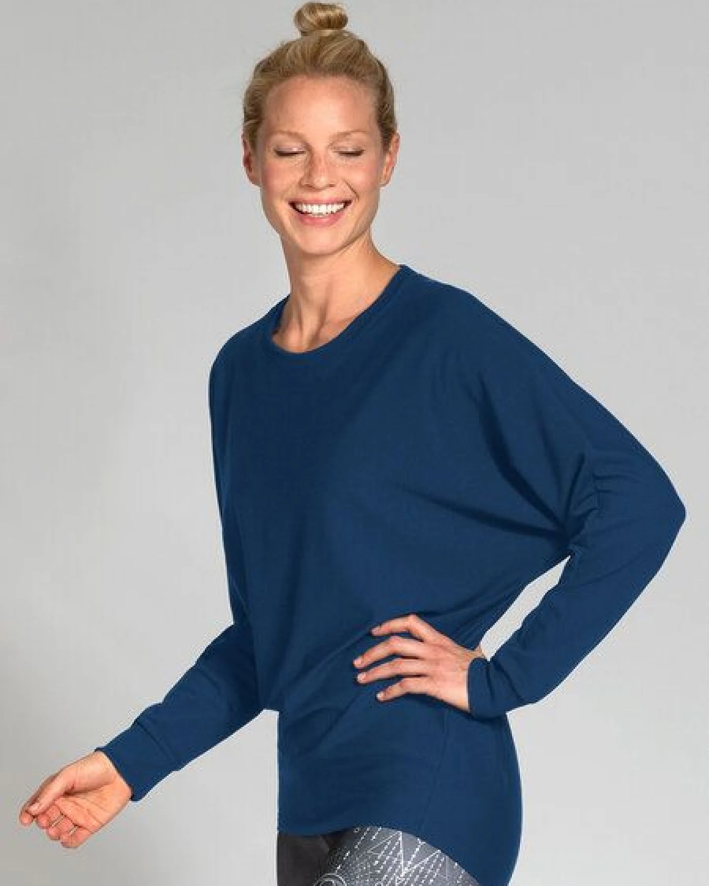 Magadi Yoga Sweater ANNA aus Naturmaterial – Ansicht 3