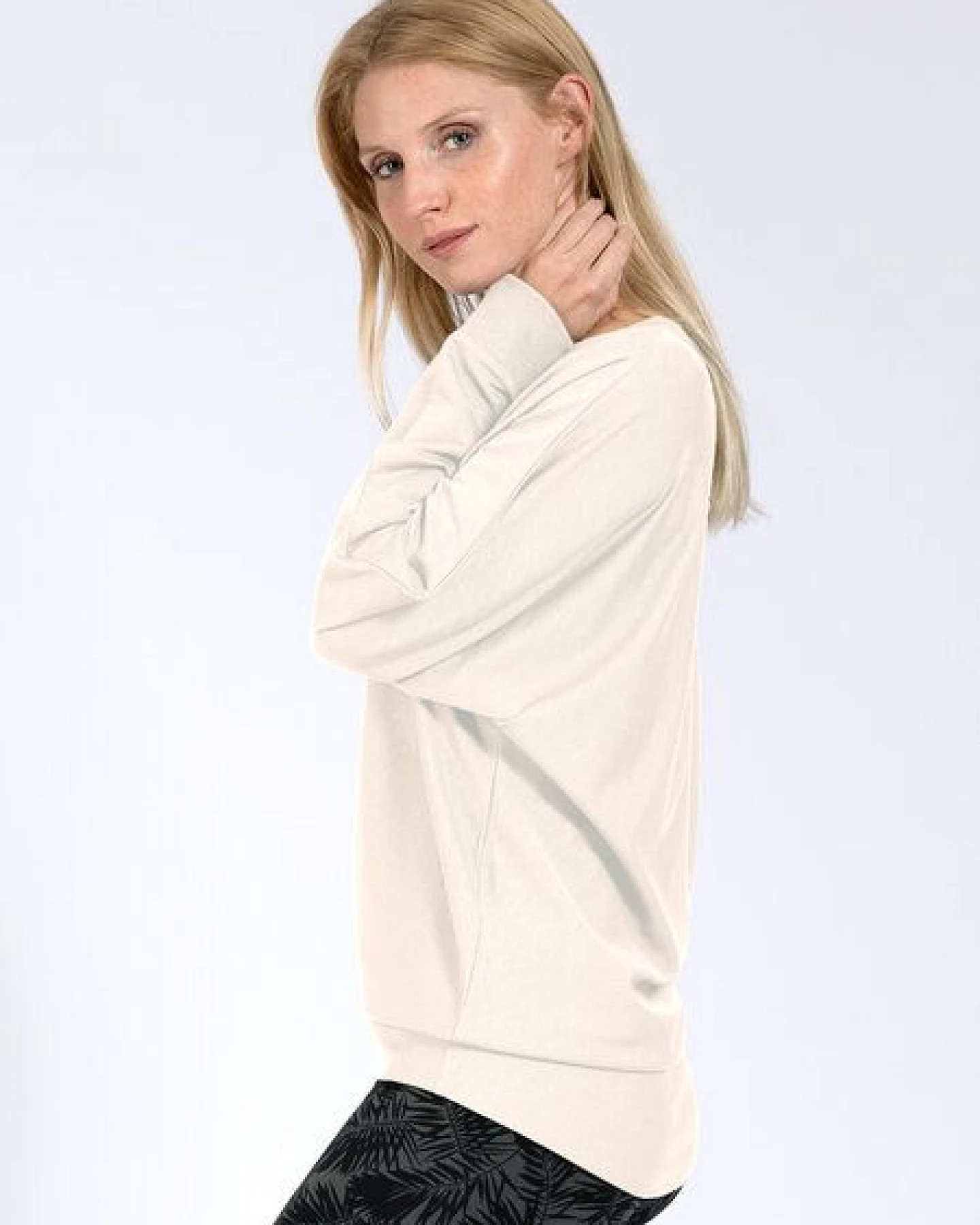 Magadi Yoga Sweater ANNA aus Naturmaterial – Ansicht 3