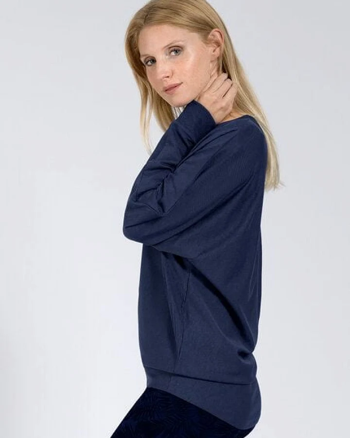 Blau