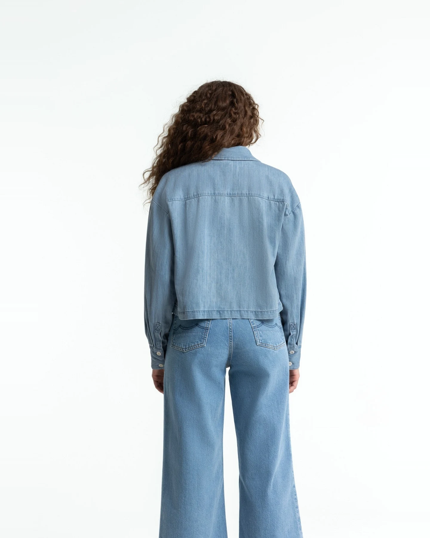 Kings of Indigo Damen vegan Hemd Quinn Alabama Super Hellblau – Ansicht 2