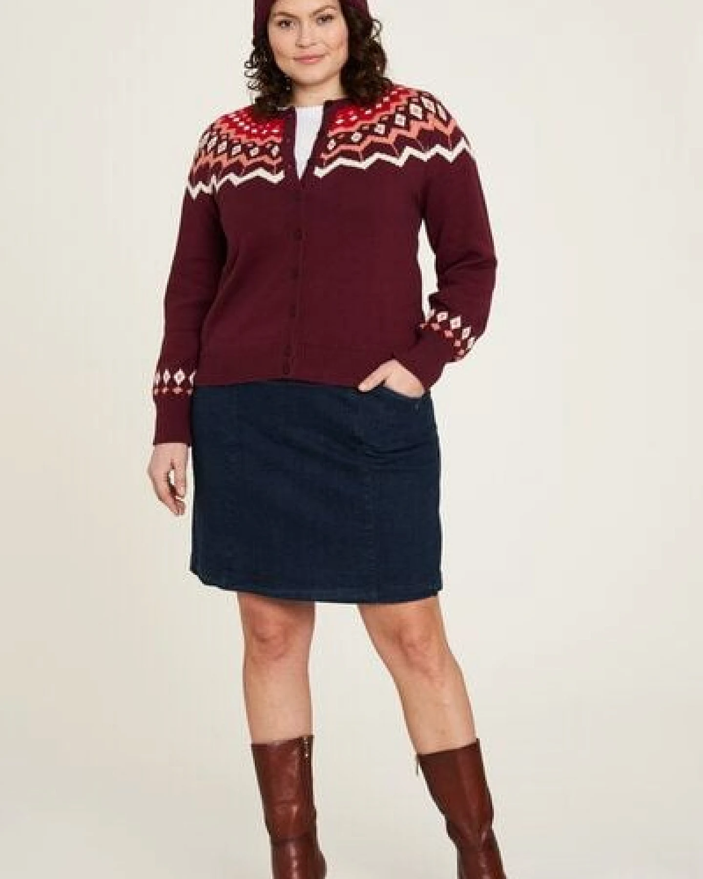 TRANQUILLO Strickjacke aus Biobaumwolle mit Muster in Rot und Blau – Ansicht 3