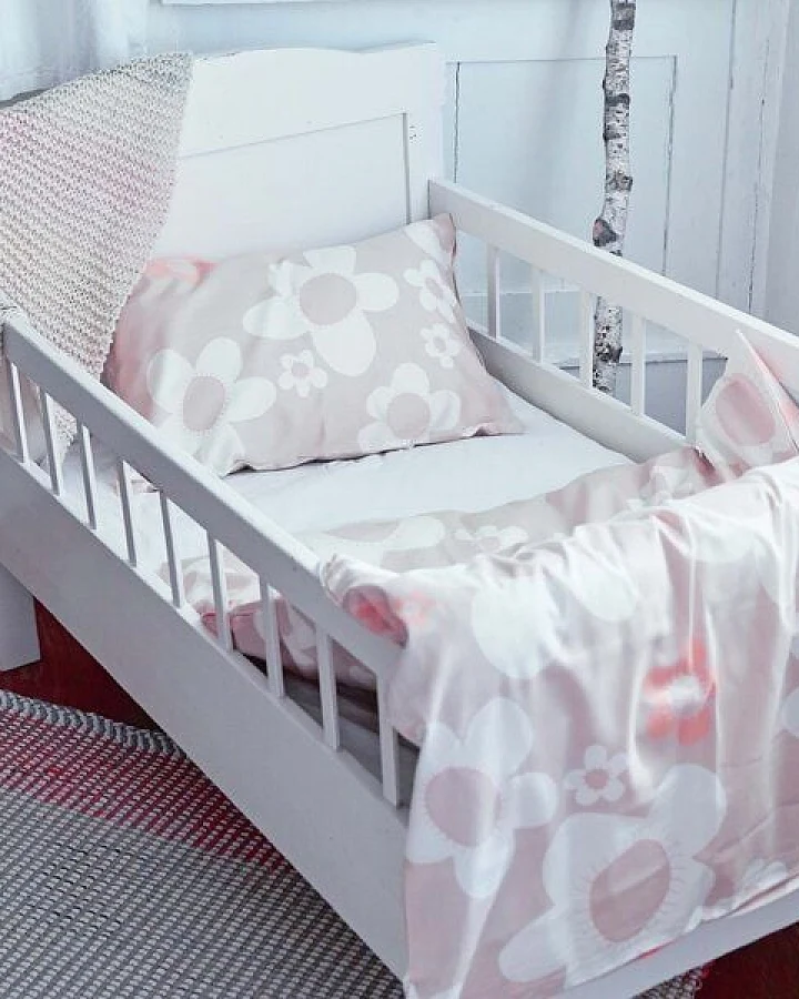 ingegerd Kinderbettwäsche blume beige für Wiege und Kleinkindbett
