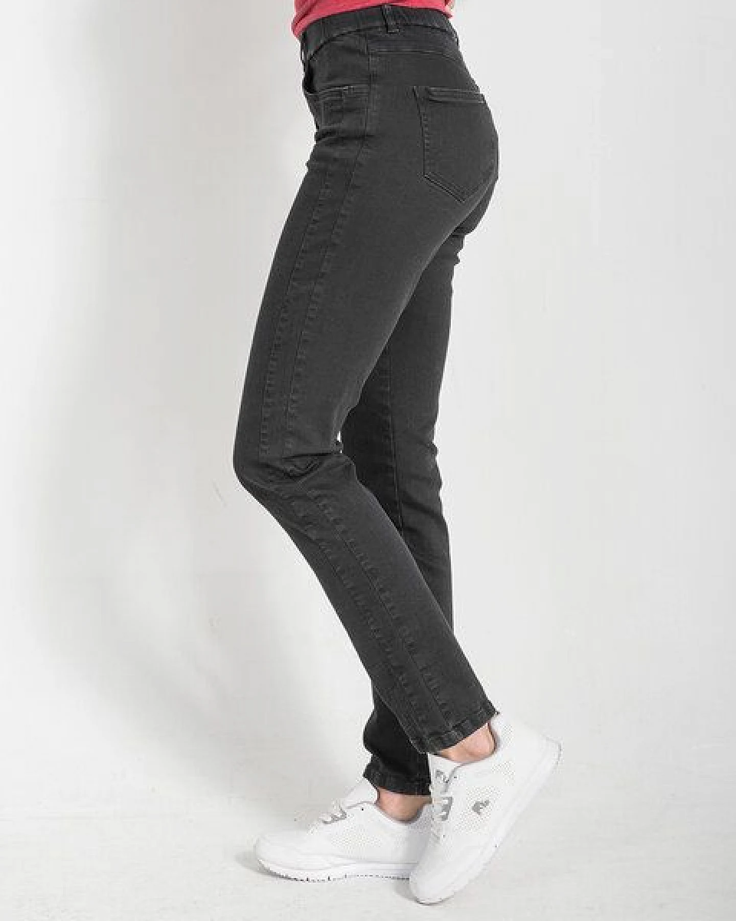 Alma & Lovis Schmale Damen Jeans aus Bio-Baumwolle – Ansicht 2