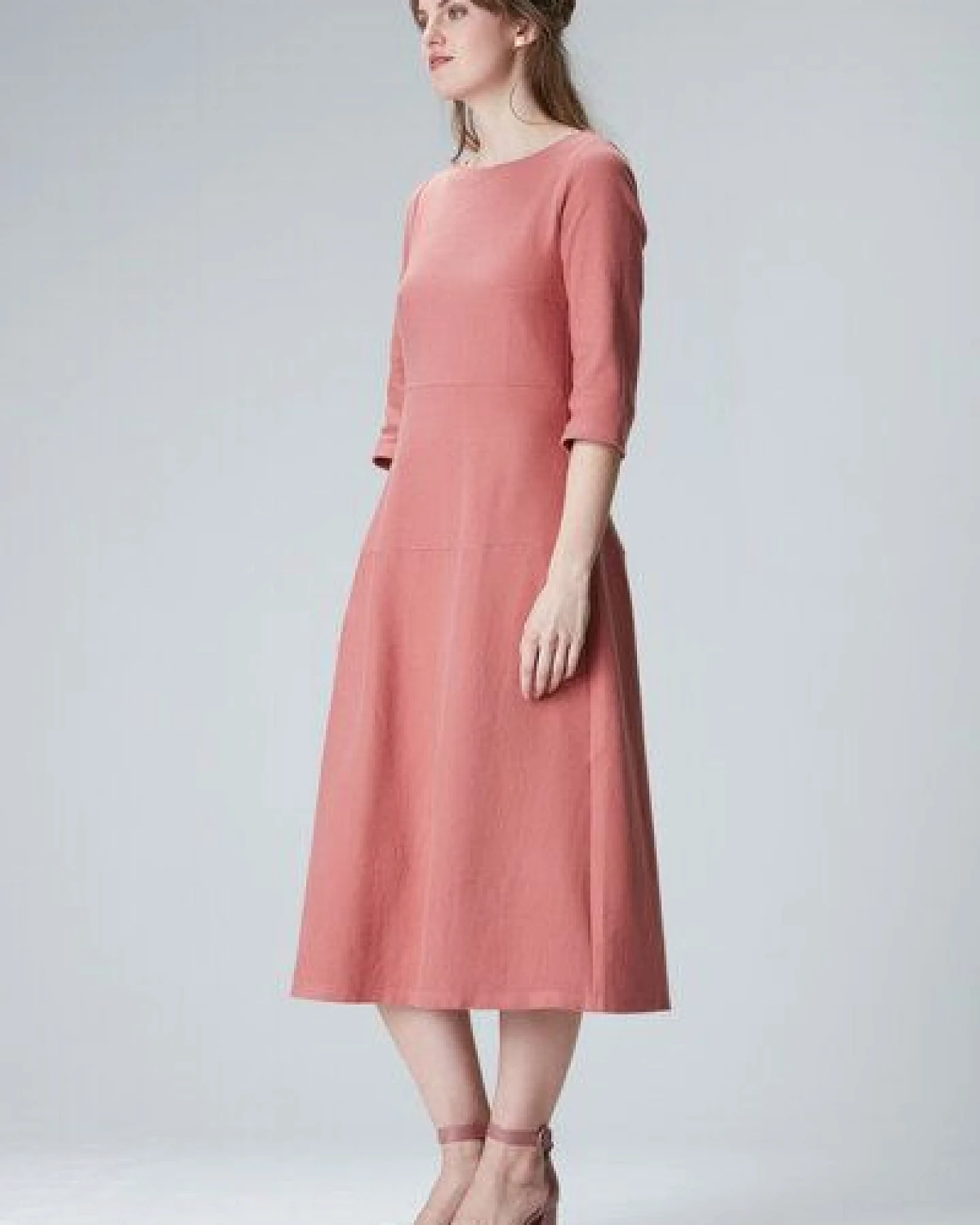 Studio Hertzberg MAALTAA - Midi Kleid mit 3/4 Arm aus Biobaumwolle – Ansicht 3