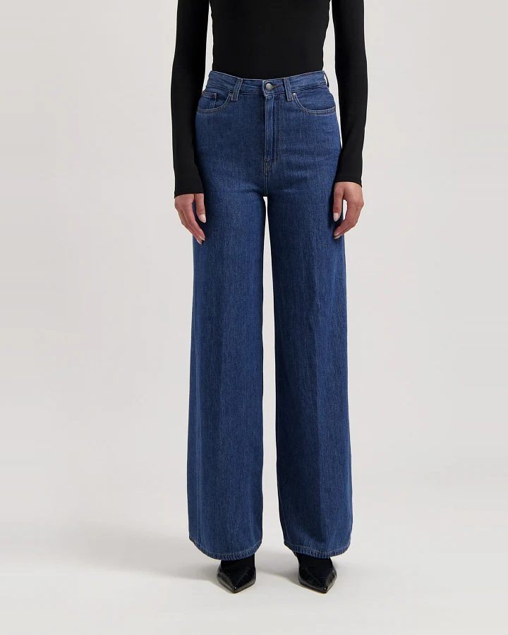 MUD Jeans Damen vegan Jeans High Lose Flow Sara Stone Indigo