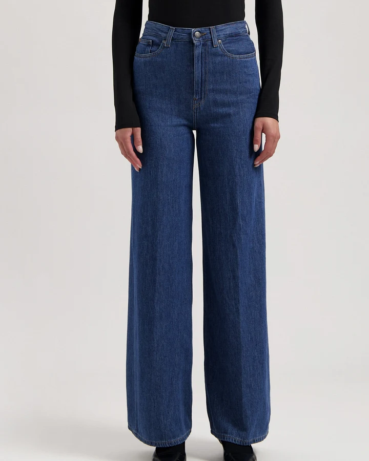 MUD Jeans Damen vegan Jeans High Lose Flow Sara Stone Indigo