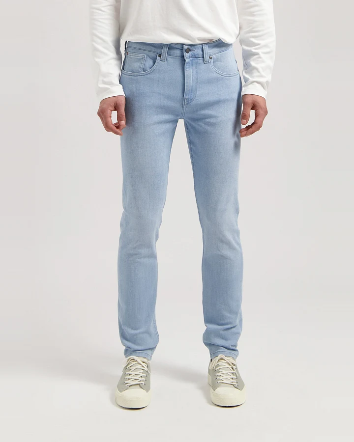 MUD Jeans Herren vegan Jeans Mid Slim Rick Sunny Stone