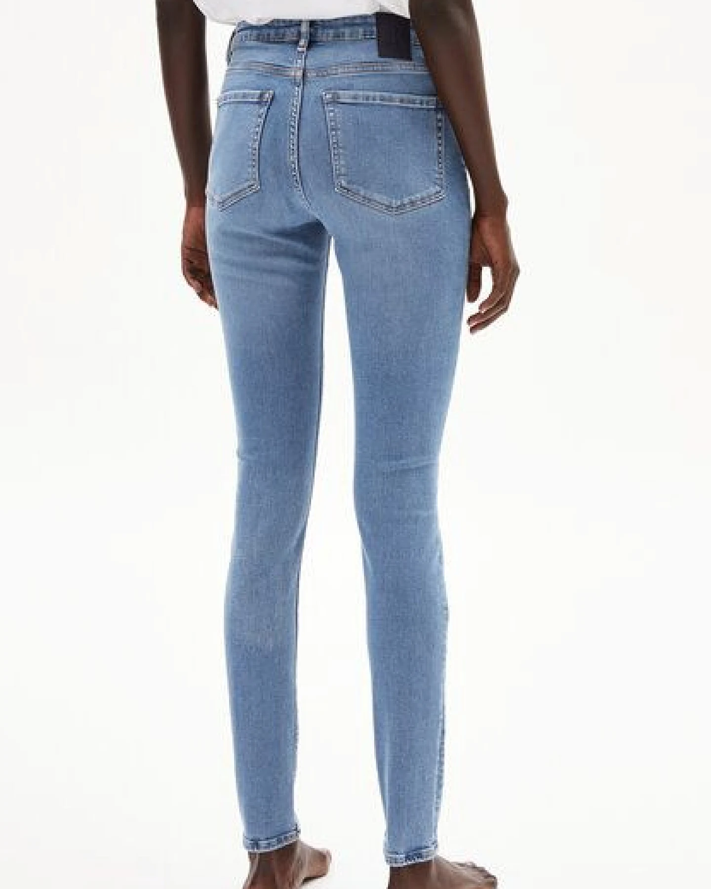 ARMEDANGELS TILLAA X STRETCH - Damen Skinny Leg Mid Waist aus Bio-Baumwoll Mix – Ansicht 2