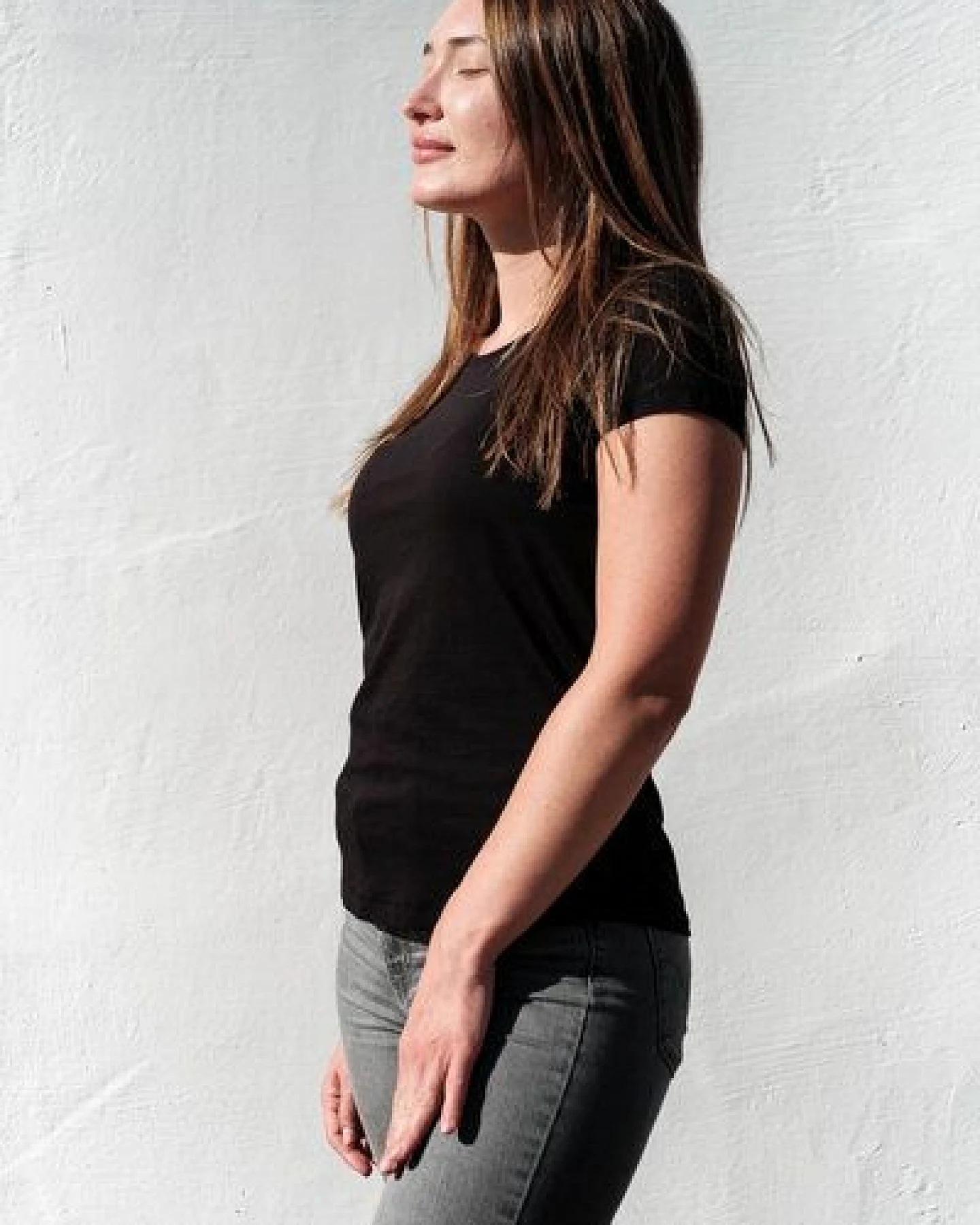 Diamond-Army Nachtschwarzes Shirt mit Baumdesign – Ansicht 2