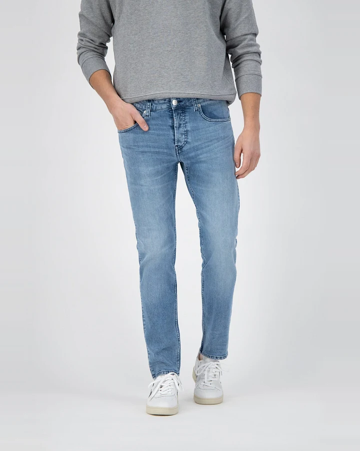 MUD Jeans Herren vegan Jeans Mid Slim Rick Old Stone