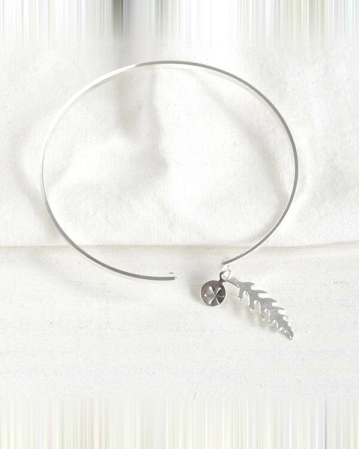 renna deluxe Edelfarn Armreif in Silber mit Farn-Blatt