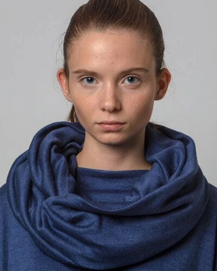 gesine jost Kaa-Loopschal