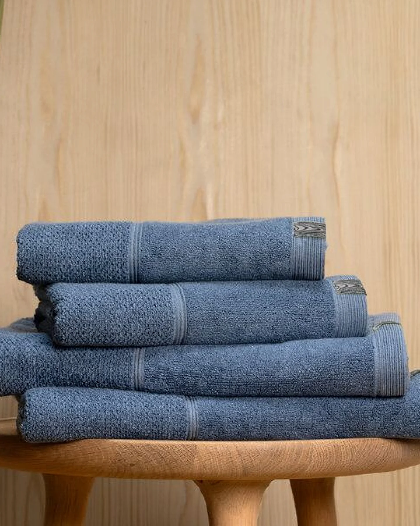 Kushel Towels The Hand & Hair Set - Handtuchset aus Biobaumwolle und Holzfaser – Ansicht 2