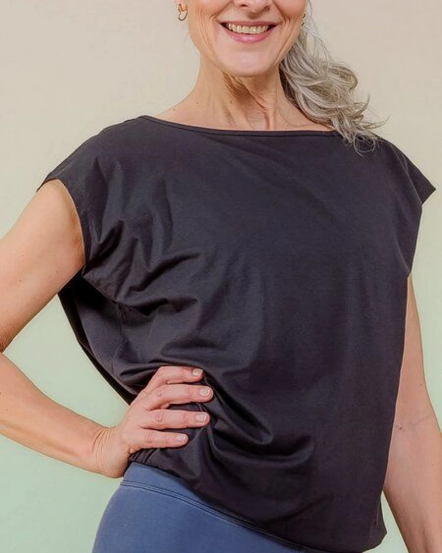 nice to meet me Relax T – lockeres T-Shirt aus TENCEL Lyocell und Bio-Baumwolle – Ansicht 2