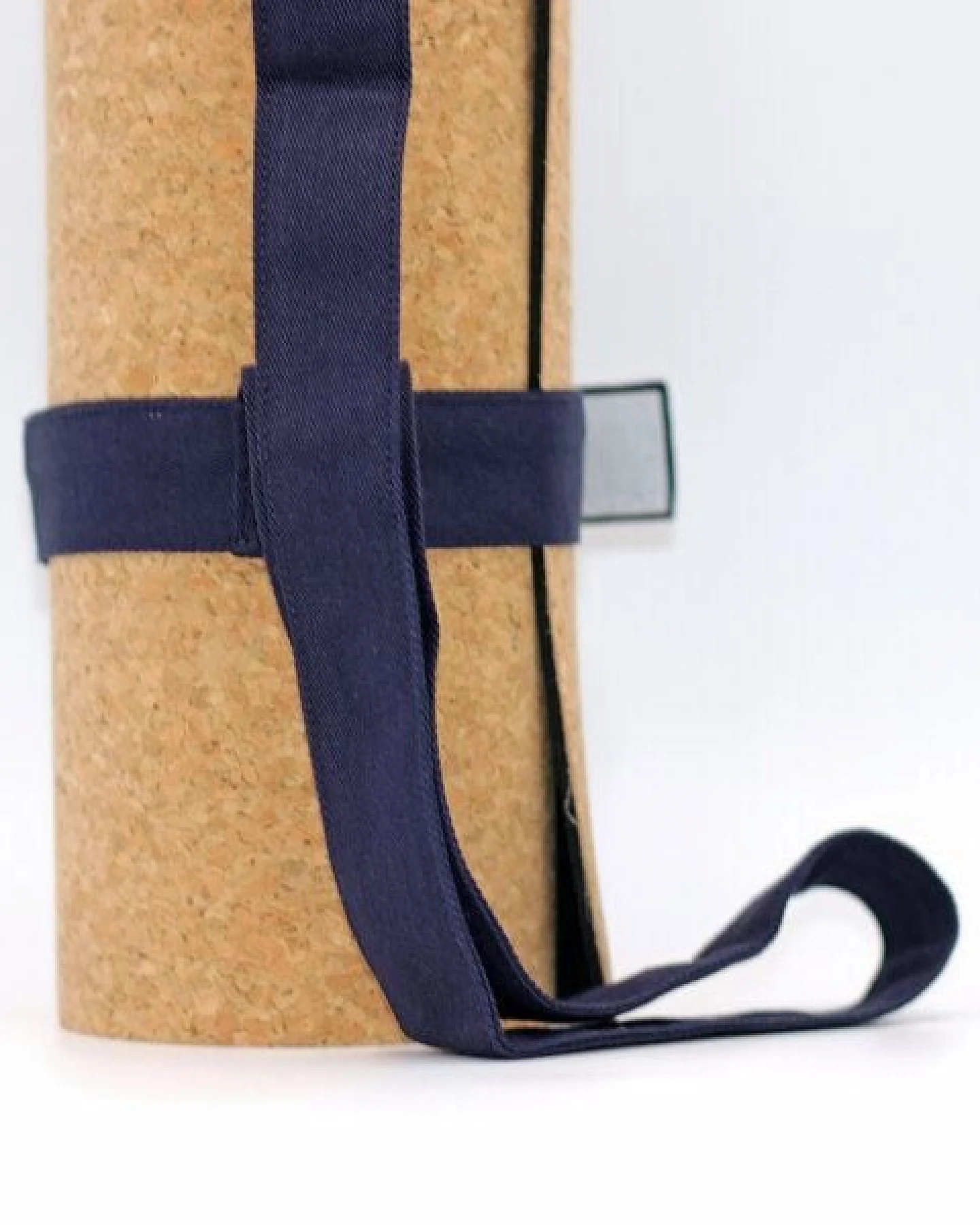BAGHI Yogamatte Kork 183x65cm mit Tragegurt aus Baumwolle – Ansicht 4