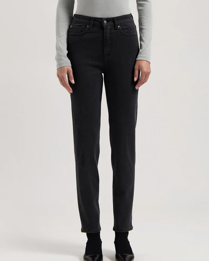MUD Jeans Damen vegan Jeans High Tapered Mams Stone Schwarz