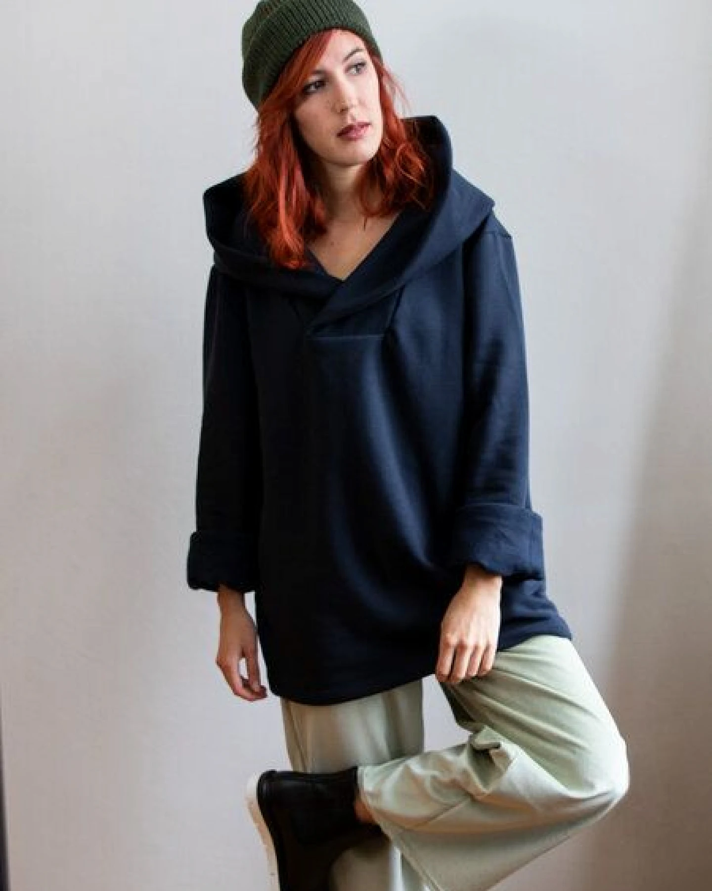ECOSTORIES Unisex Hoodie Nightfever im Oversize Look – Ansicht 3