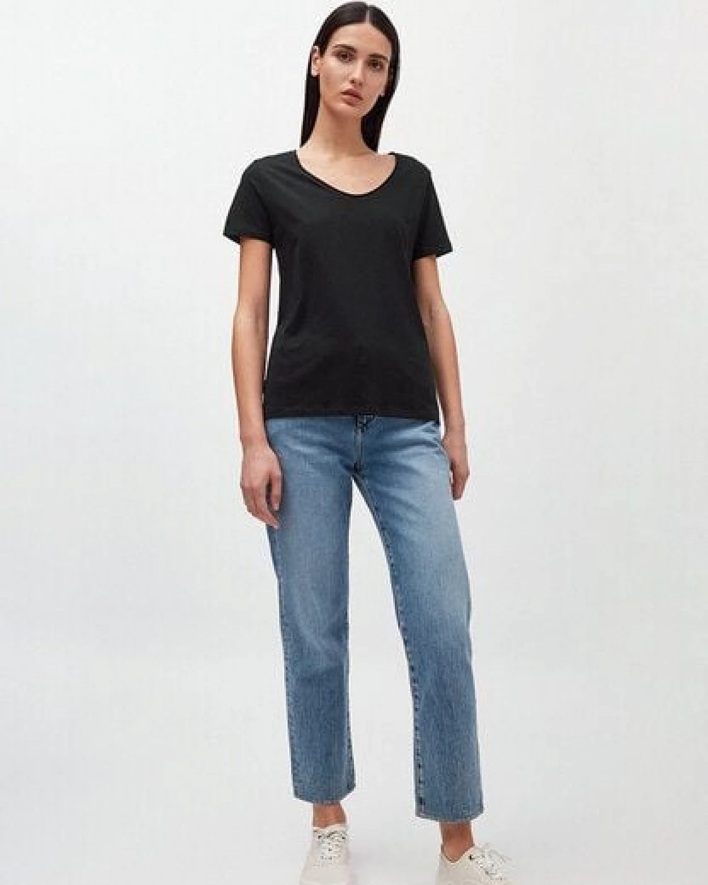 ARMEDANGELS HAADIA - Damen T-Shirt aus Bio-Baumwolle – Ansicht 4