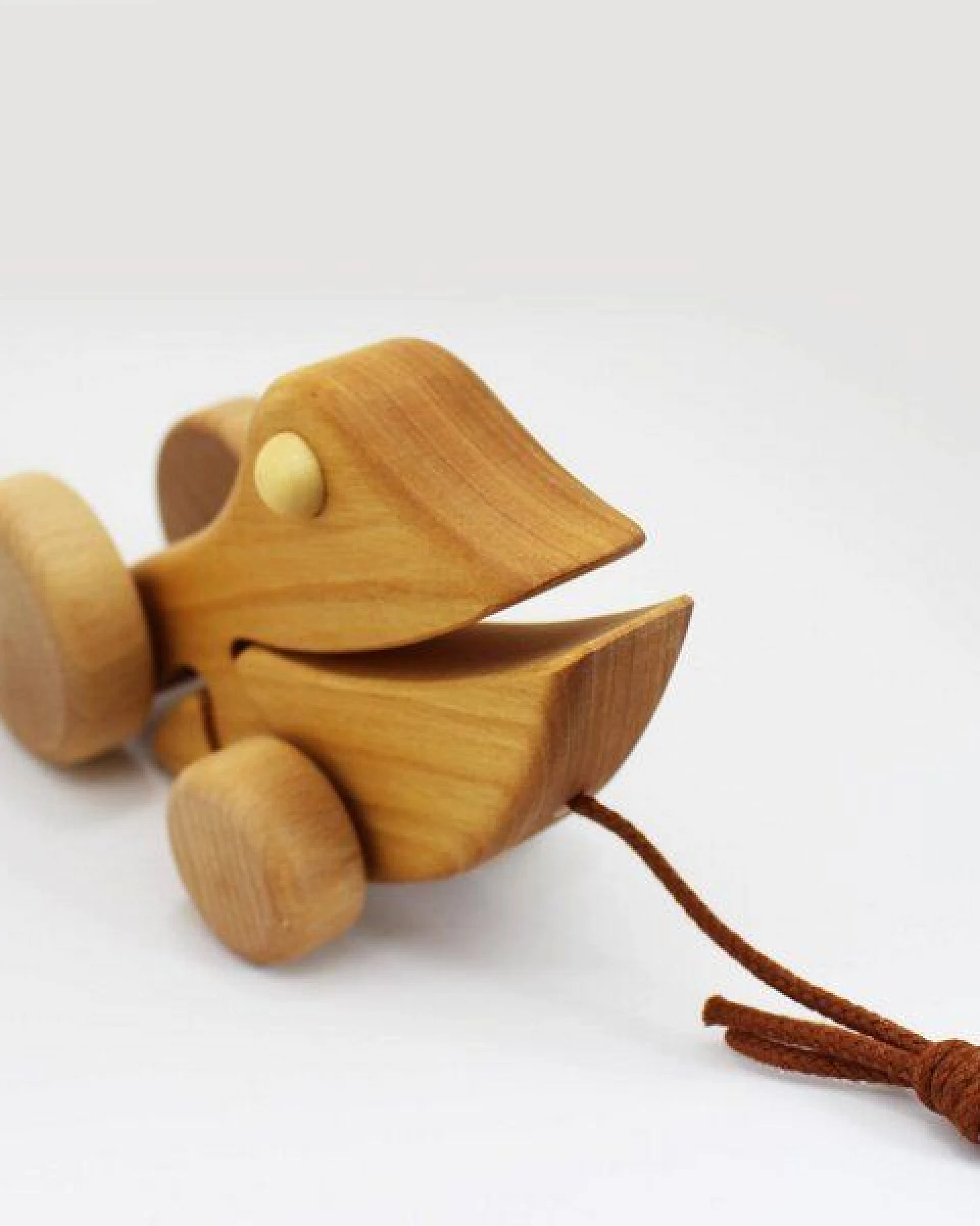 Mitienda Shop Ziehtier Frosch Emil aus Massivholz – Ansicht 2