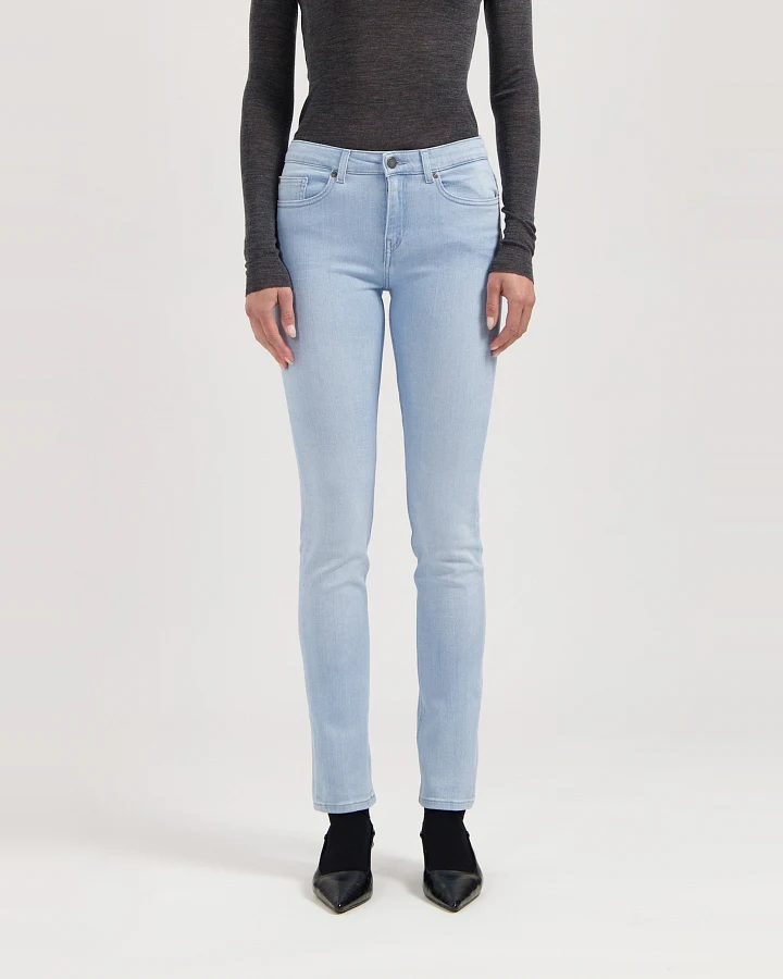 MUD Jeans Damen vegan Jeans Low Slim Faye Sunny Stone