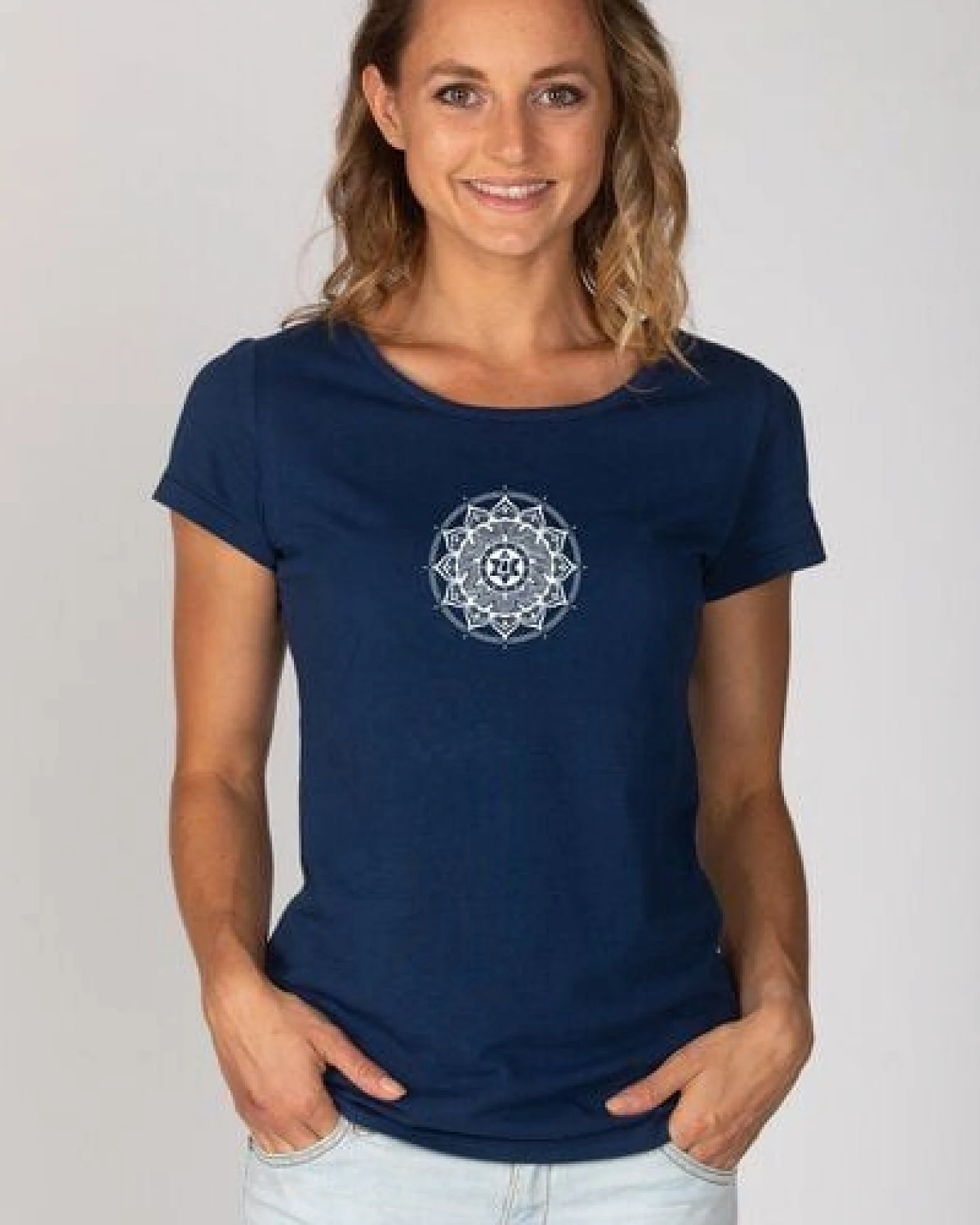 Brandless Basic Bio T-Shirt (ladies) Nr.2 Anahata Chakra – Ansicht 2