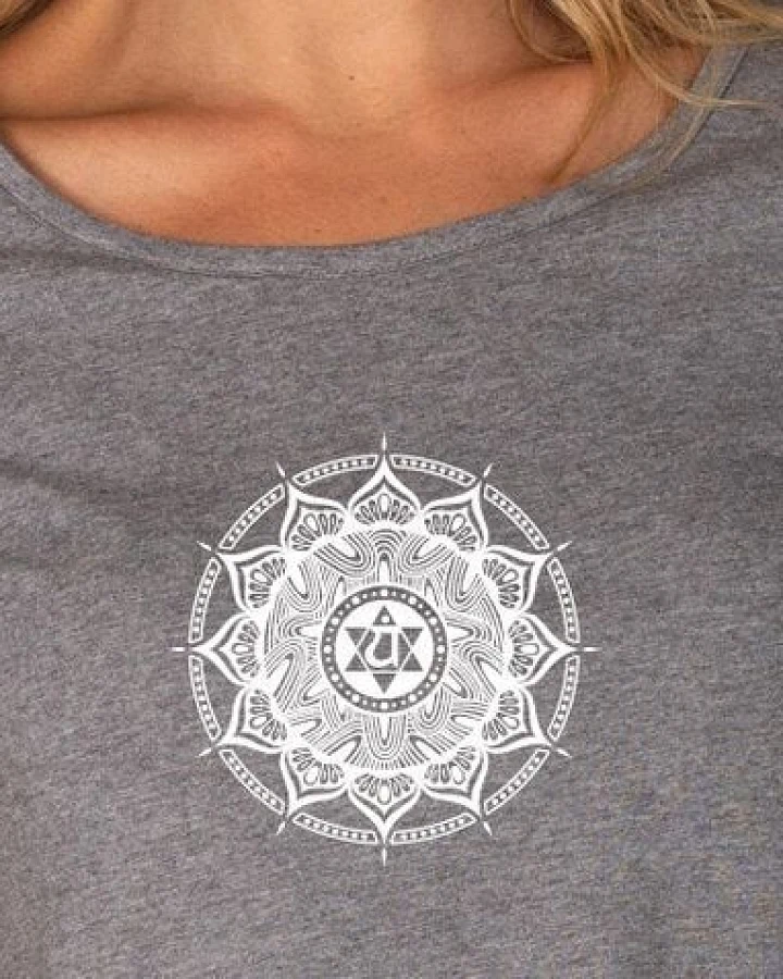 Brandless Basic Bio T-Shirt (ladies) Nr.2 Anahata Chakra
