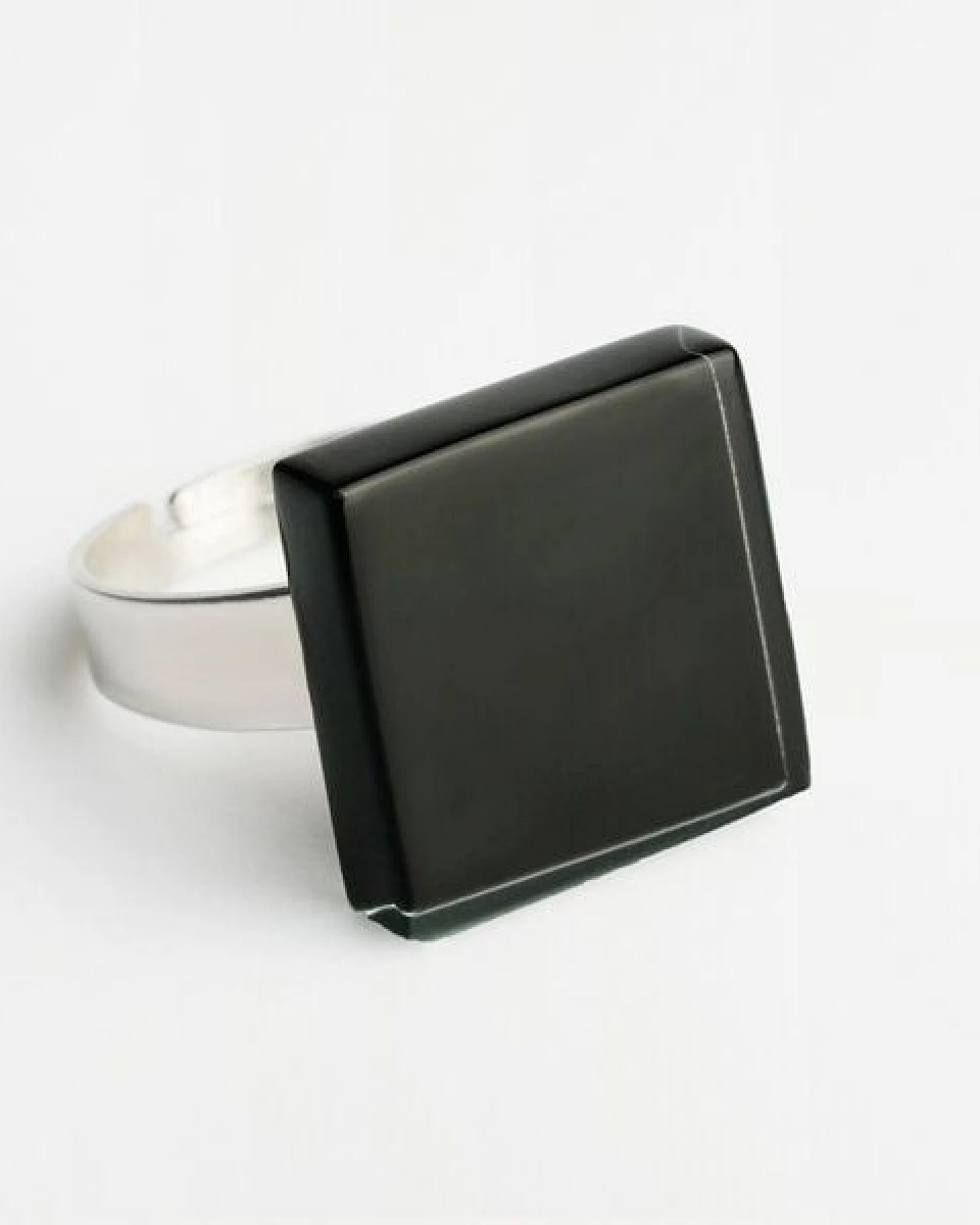 ALEXASCHA Minimalistischer Ring aus Glas, klein – Ansicht 2