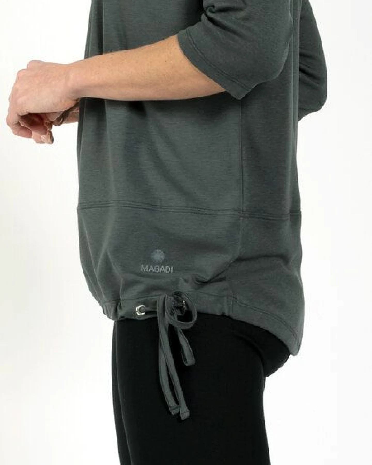 Magadi Yoga Shirt SARA aus Naturmaterial – Ansicht 4