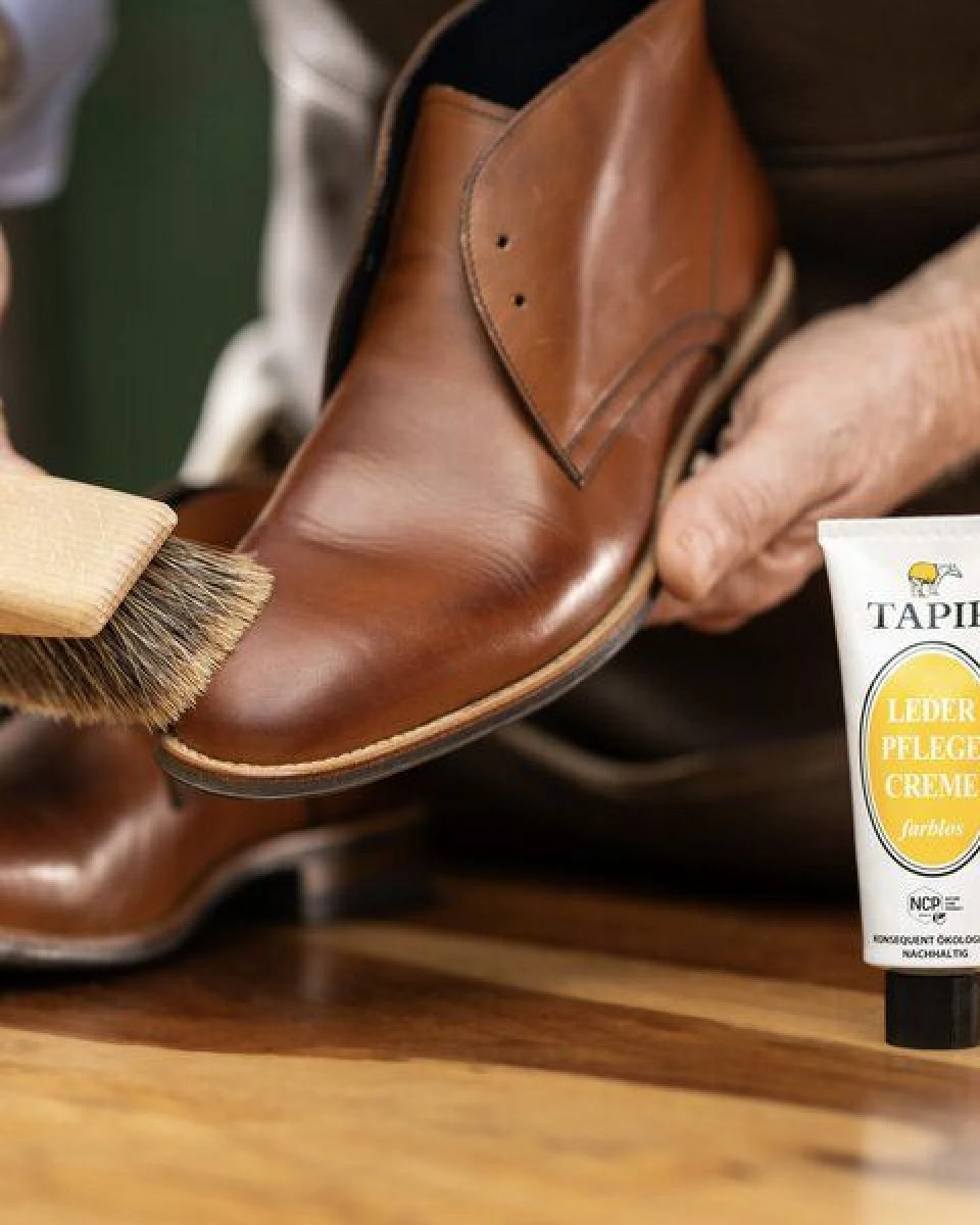 Tapir Schuh- und Lederpflege Tapir Lederpflegecreme - für glänzende Schuhe – Ansicht 2