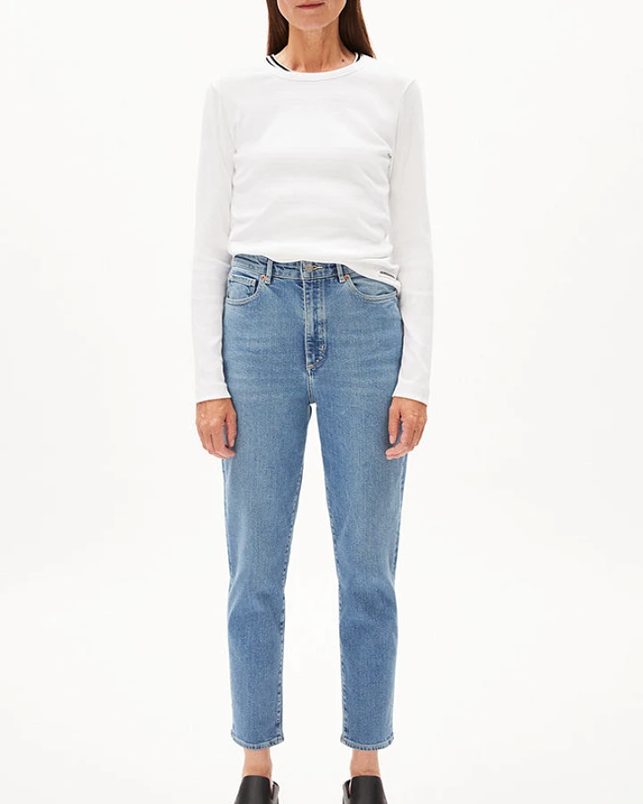ARMEDANGELS Damen vegan Mom Jeans Mairaa Herse Hellblau