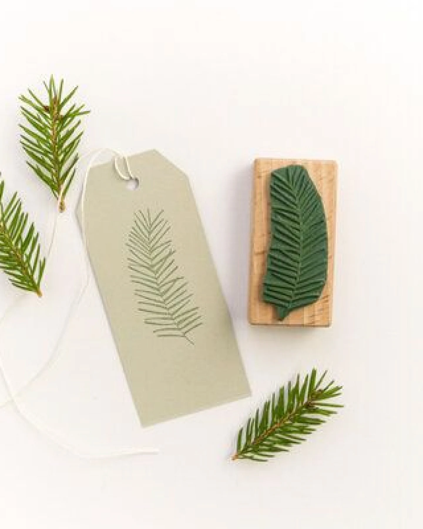 STUDIO KARAMELO STEMPEL TANNENZWEIG – Ansicht 2