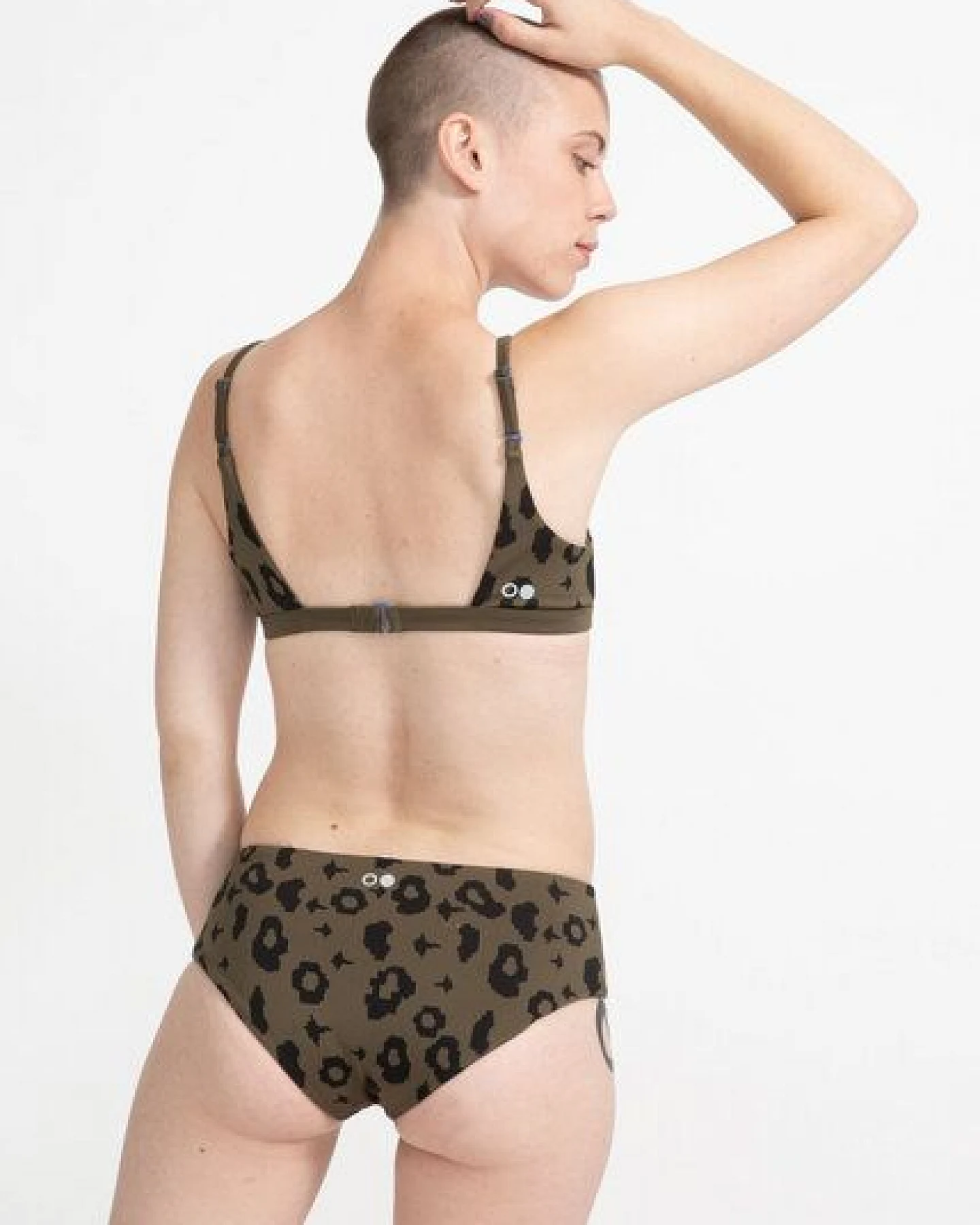boochen Bikini Top Amami - Wendbares Surf Bikini-Oberteil - Print – Ansicht 3