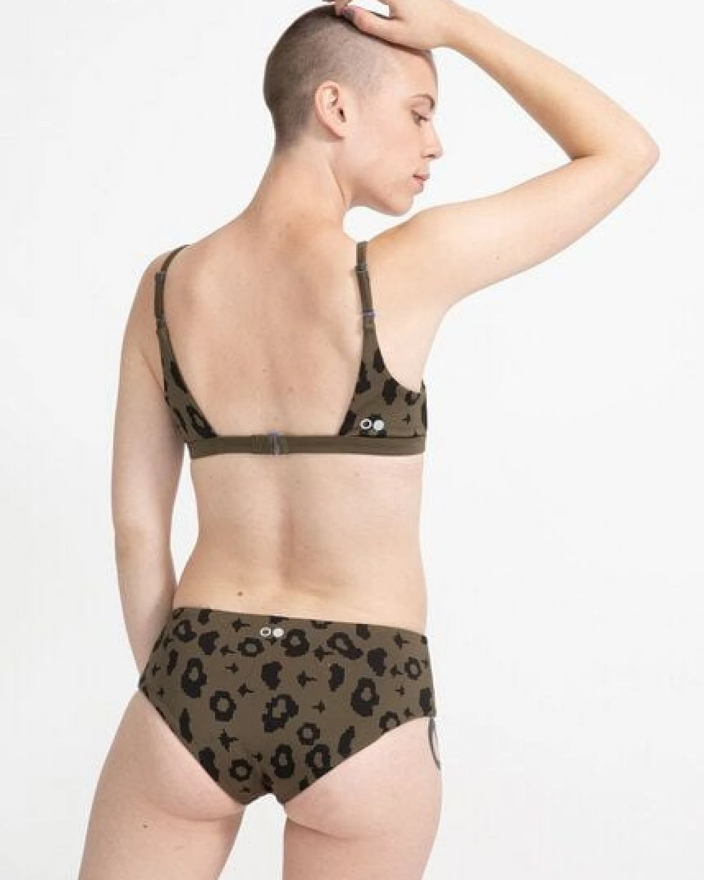 boochen Bikini Top Amami - Wendbares Surf Bikini-Oberteil - Print – Ansicht 3