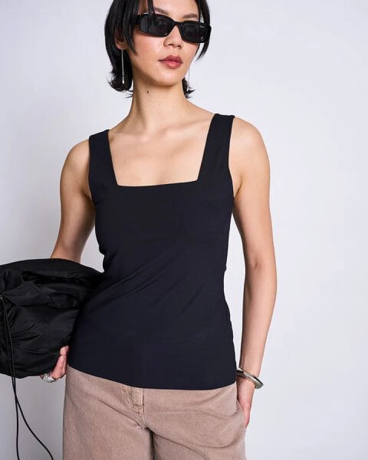JAN N JUNE Top MERIDA aus recyceltem Material