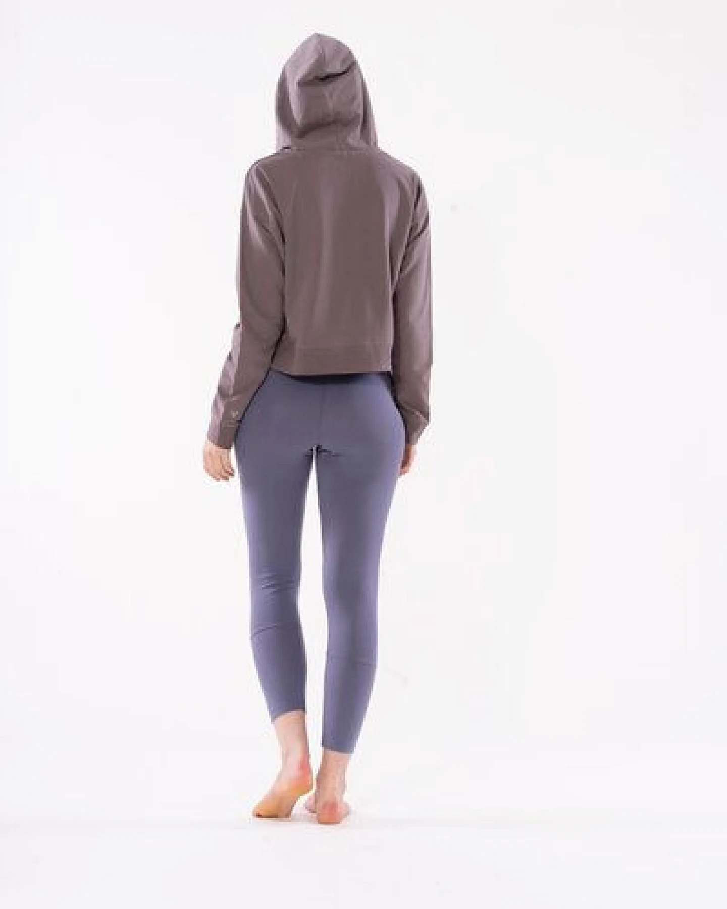 YOIQI Hoodie Kapuzen Sweatshirt aus biologischer Baumwolle – Ansicht 4