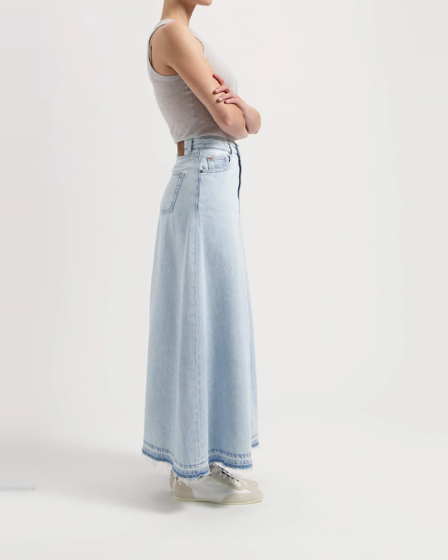 MUD Jeans Damen vegan Rock Max Loose Flow Stone Vintage Blau – Ansicht 2