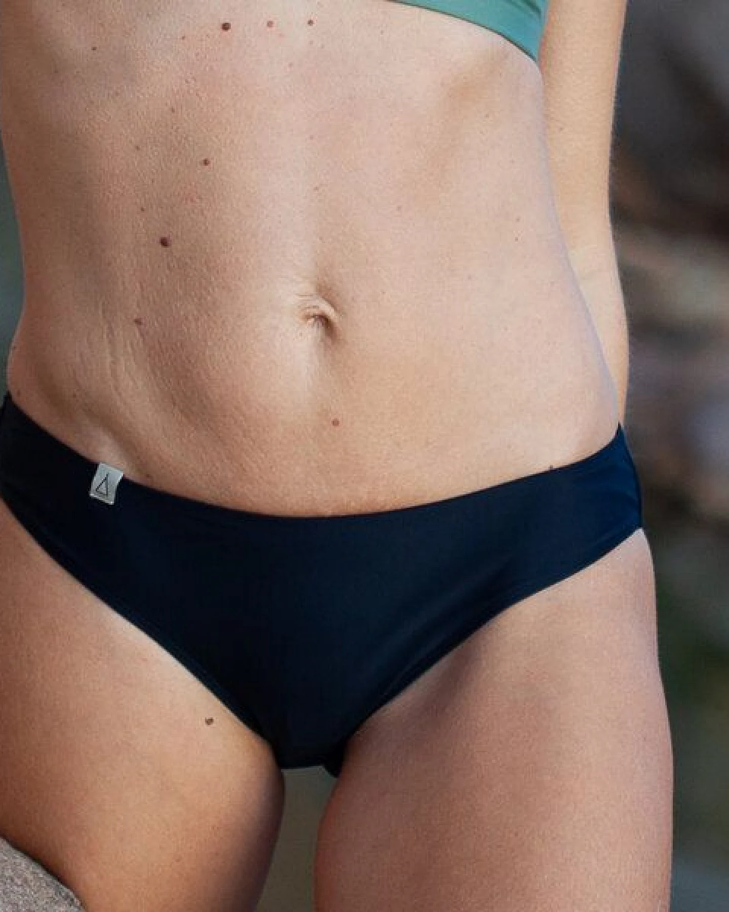 INASKA Regular Cut Bikini Hose CHILL – Ansicht 3