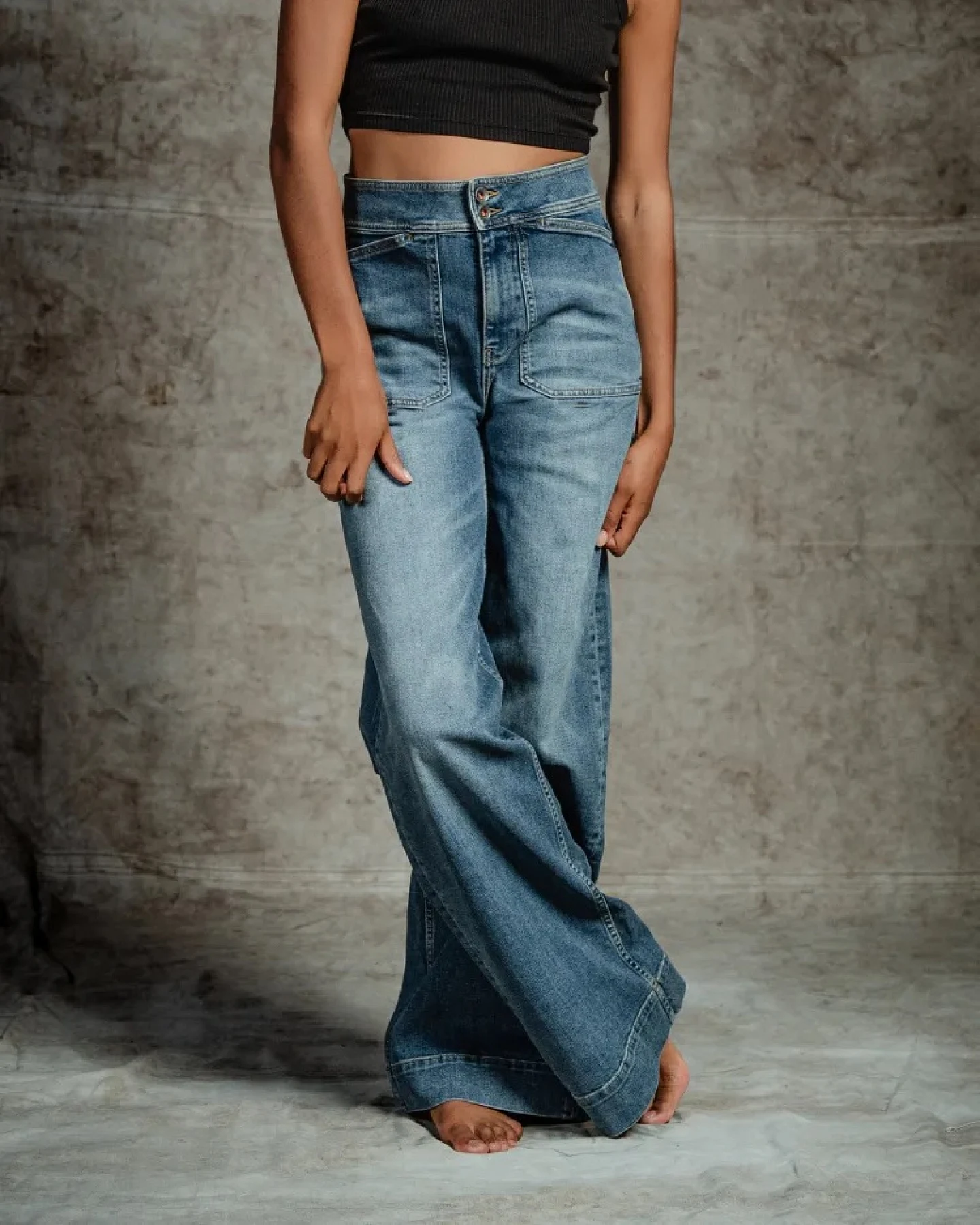 Kuyichi Damen vegan Jeans Farrah Worker Medium Aged Blue – Ansicht 2