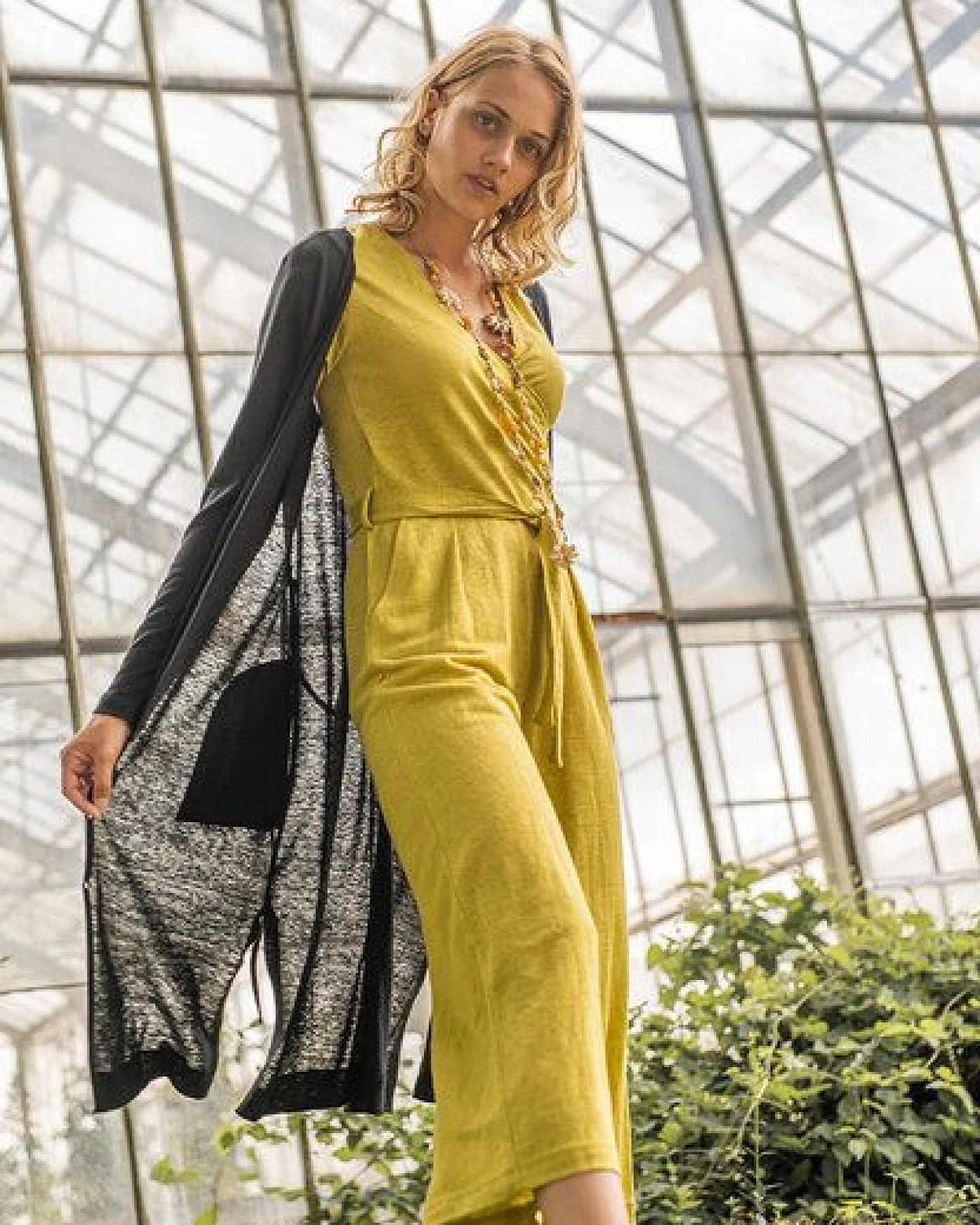 Alma & Lovis Leinen-Strickmantel mit Bindegürtel – Ansicht 3