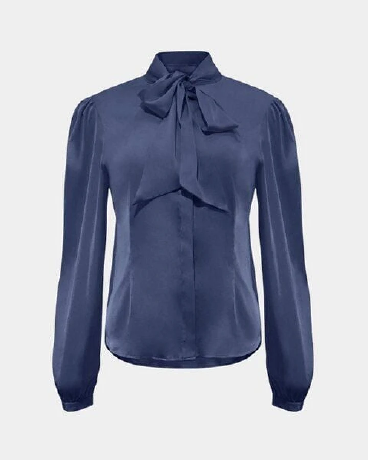 Blau
