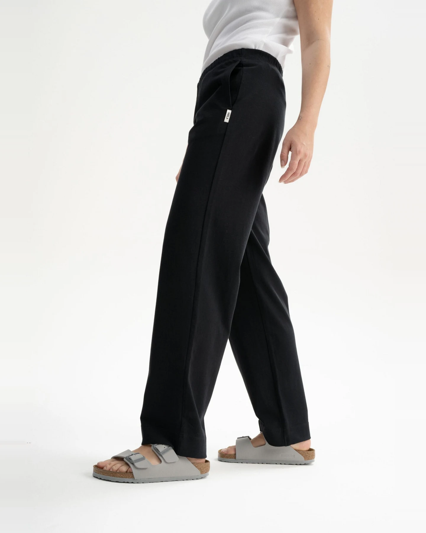 MELA Damen vegan Lounge-Hose Kirani Schwarz – Ansicht 2