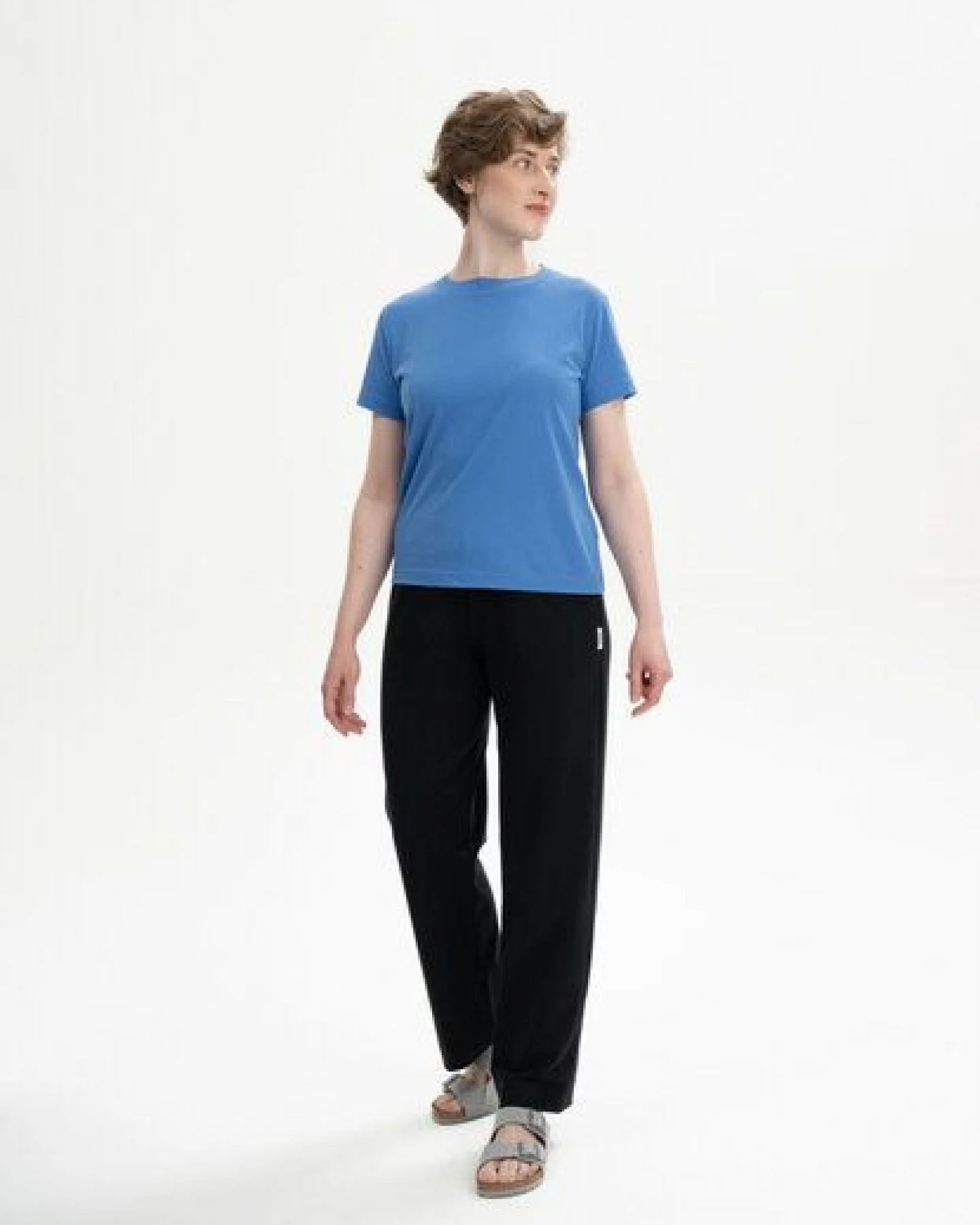 MELA T-Shirt Style KHIRA aus 100% Bio-Baumwolle – Ansicht 3