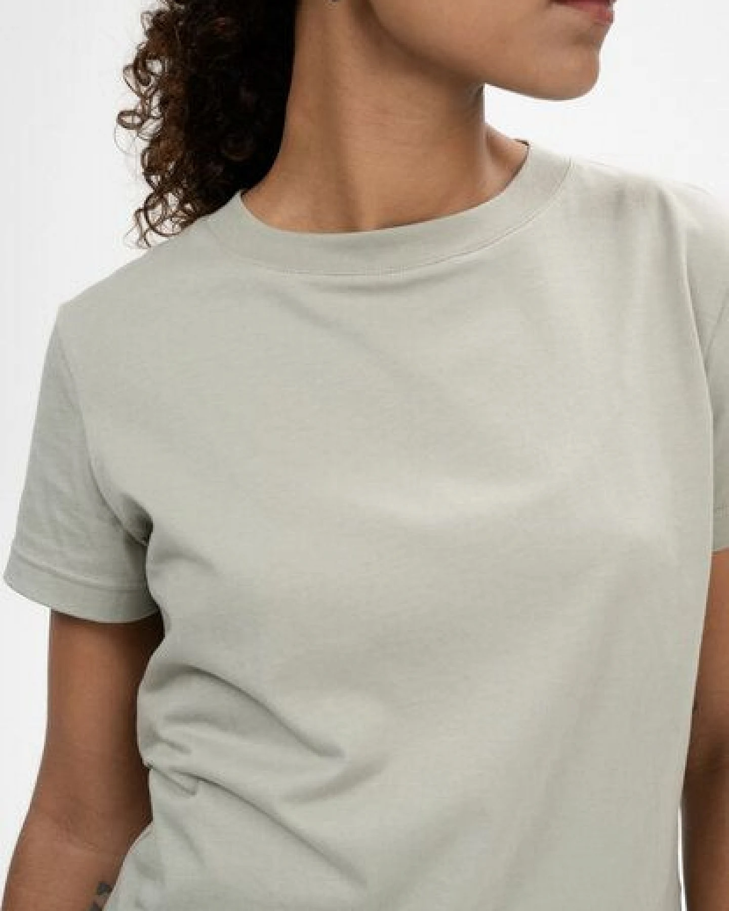 MELA T-Shirt Style KHIRA aus 100% Bio-Baumwolle – Ansicht 4