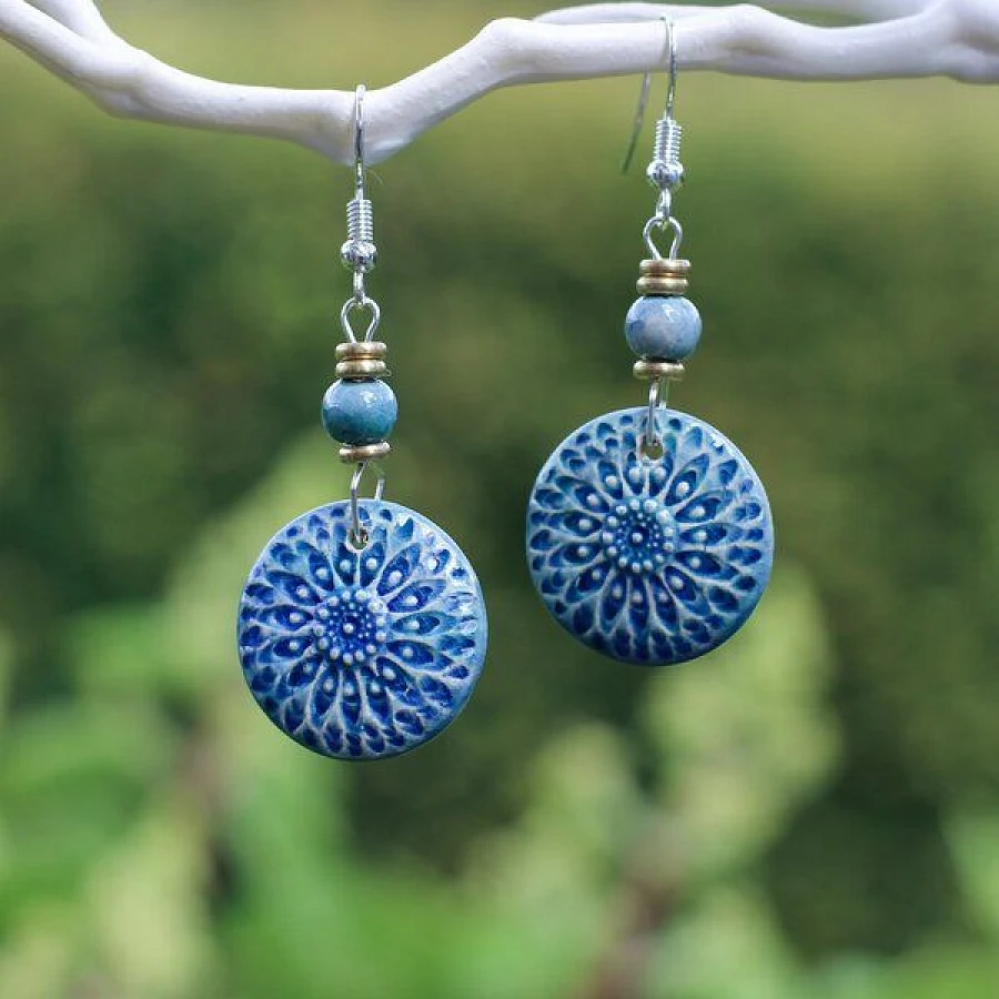 Blau