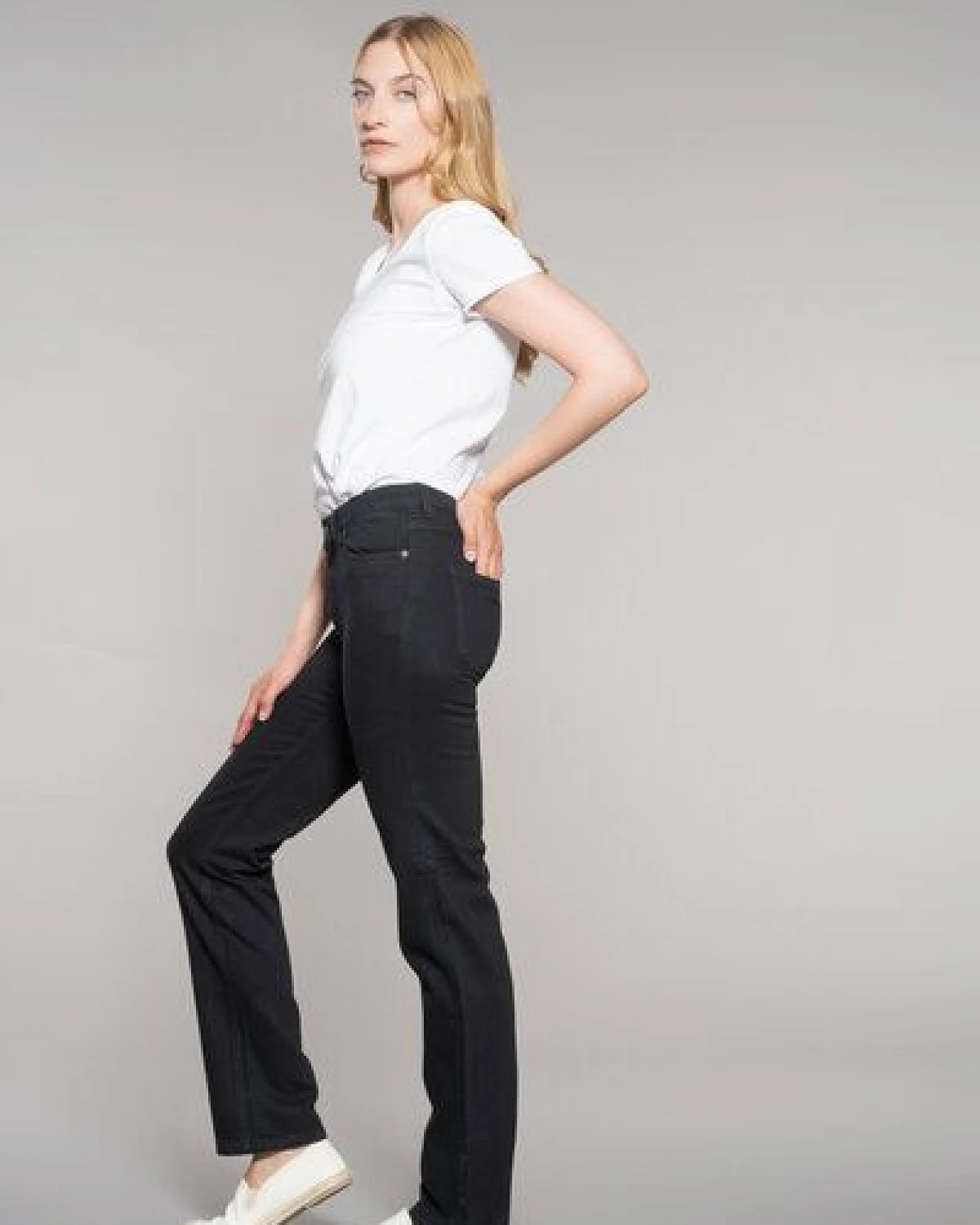 Feuervogl Straight Cut High Waist FINNA – Ansicht 2