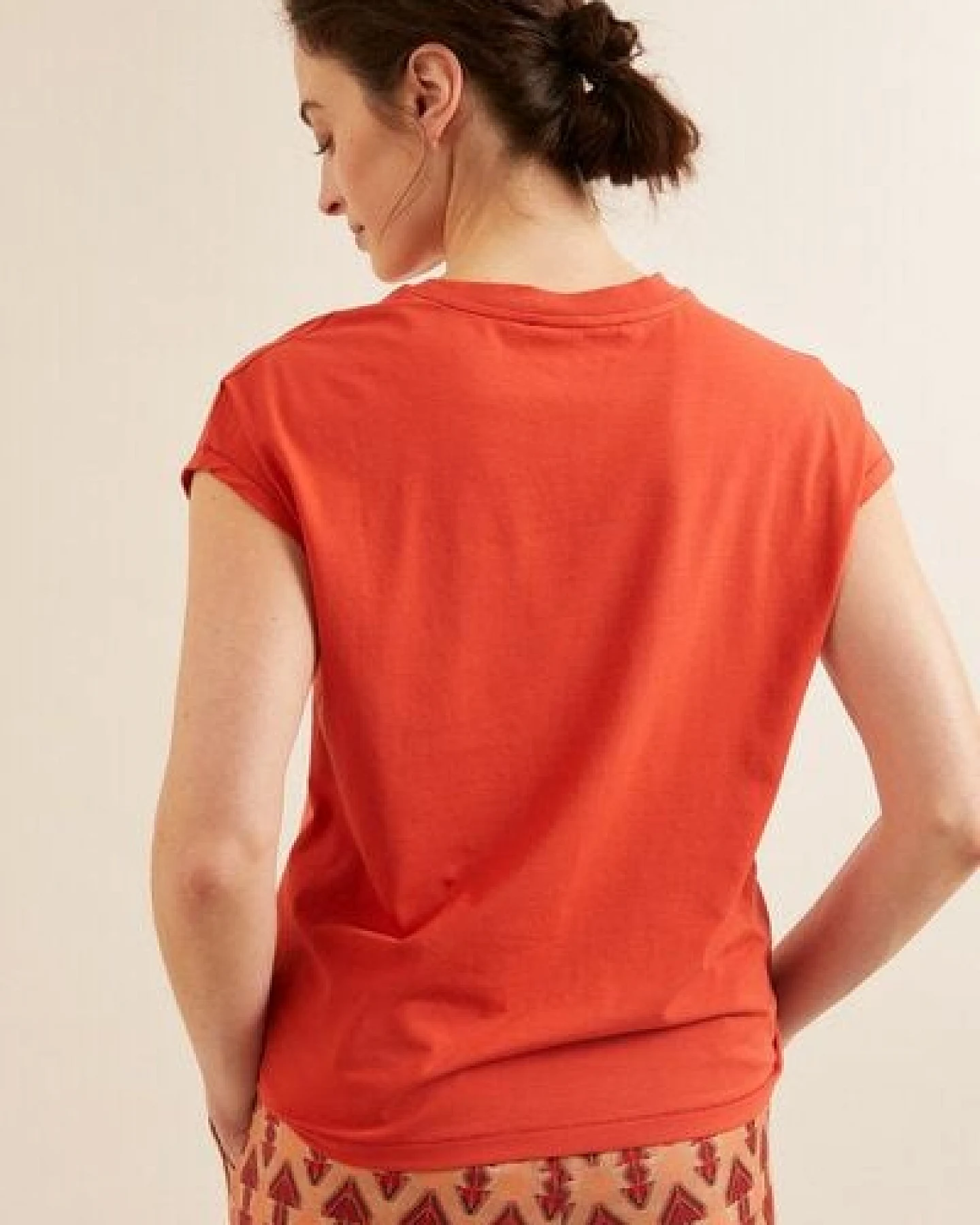 LANIUS Shirt mit überschnittener Schulter aus Bio-Baumwolle GOTS – Ansicht 4