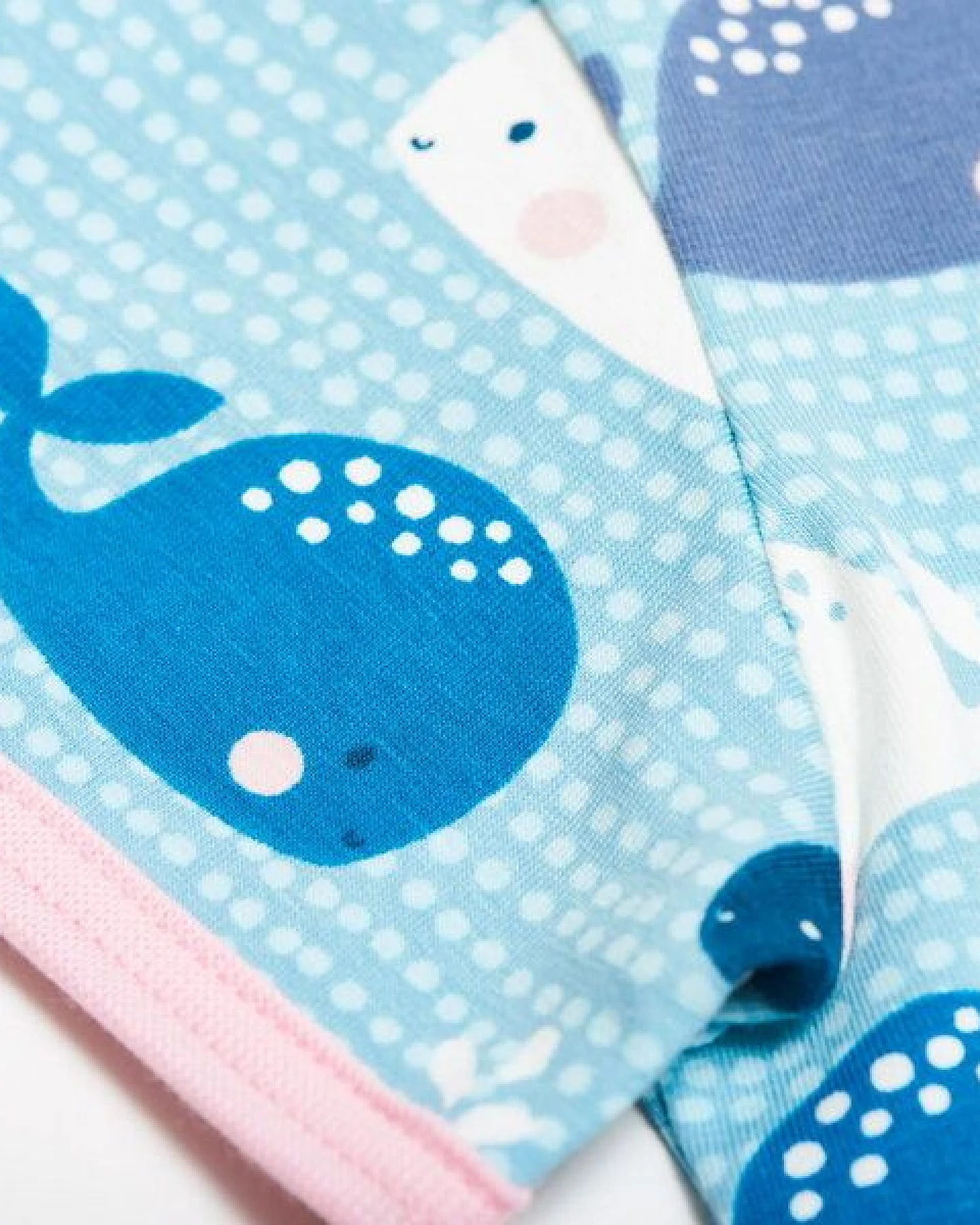 Cheeky Apple Kurzarm-Strampler aus Bio-Baumwolle "Wale" Blau/Grau/Zartrosa – Ansicht 3