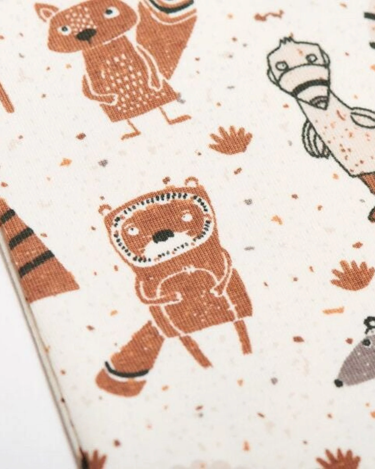 Cheeky Apple Kurzarm-Body aus Bio-Baumwolle "Paper Gang" Beige-meliert/Navy – Ansicht 3