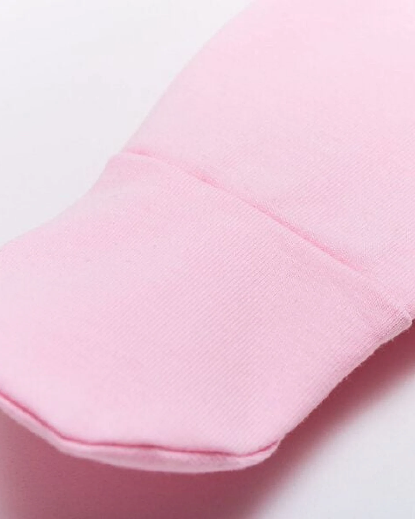 Cheeky Apple Strampelhose mit Füßen aus Bio-Baumwolle "Baby Basic Uni" Hellrosa/Hellblau/Weiß – Ansicht 2