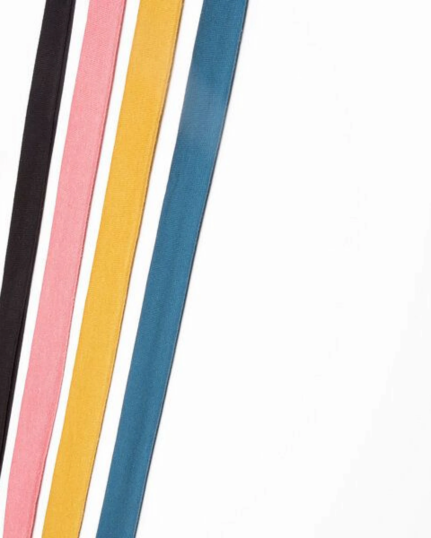The Driftwood Tales Packung mit 4 Gürteln aus Sweatshirt-Stoff - Benzin, Pink, Ocker und Schwarz – Ansicht 2